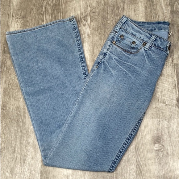 Silver Jeans Denim - Silver Jeans Tuesday light wash boot cut 30x35